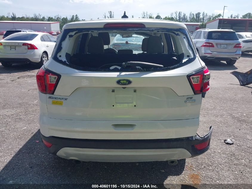 2019 Ford Escape Se VIN: 1FMCU0GD1KUC46282 Lot: 40601195