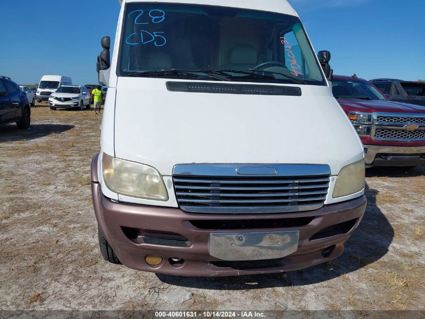 2004 Dodge Sprinter Van 2500 High Roof VIN: WD2PD744345697468 Lot: 40601631