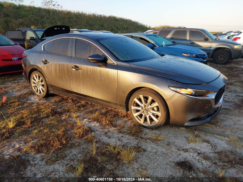 2022 Mazda Mazda3 Preferred VIN: 3MZBPACL6NM317878 Lot: 40601758