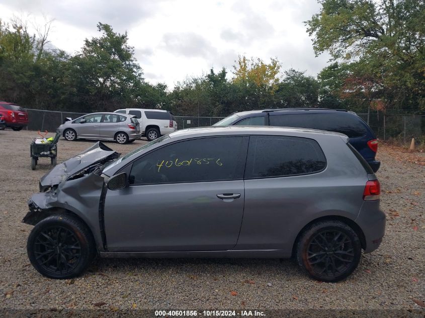 2011 Volkswagen Golf 2.5L 2-Door VIN: WVWBB7AJ9BW033825 Lot: 40601856