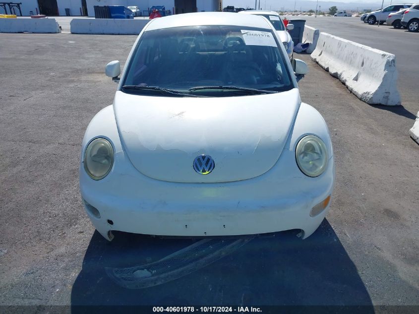 1998 Volkswagen New Beetle VIN: 3VWBB61CXWM005854 Lot: 40601978