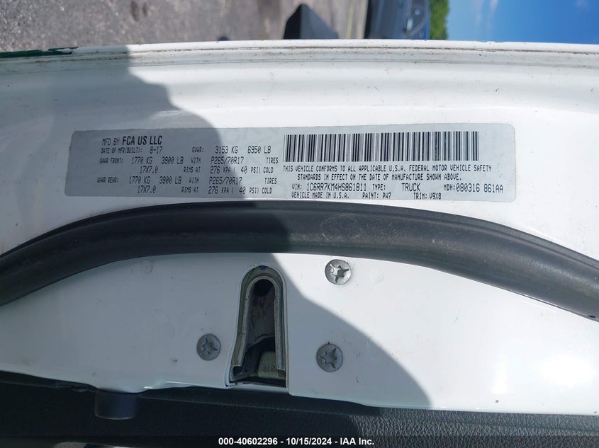 2017 Ram 1500 Tradesman 4X4 5'7 Box VIN: 1C6RR7KM4HS861811 Lot: 40602296