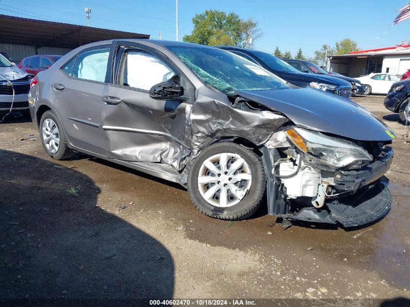 2015 Toyota Corolla Le VIN: 5YFBURHE3FP221995 Lot: 40602470