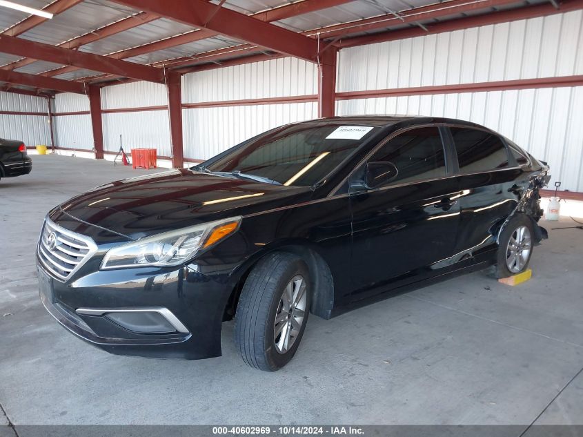 2017 HYUNDAI SONATA SE - 5NPE24AFXHH574226