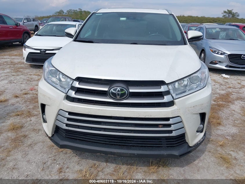 VIN 5TDJZRFH7HS419726 2017 TOYOTA HIGHLANDER XLE