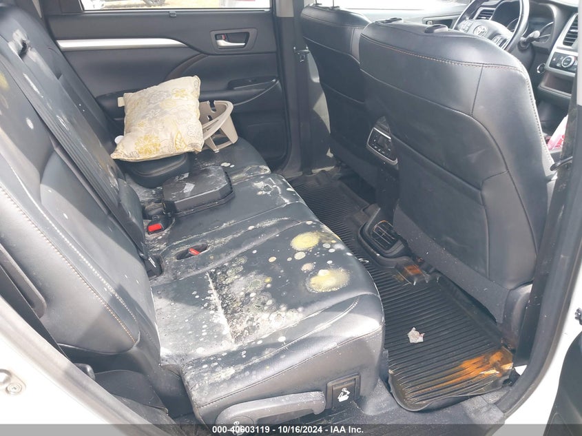VIN 5TDJZRFH7HS419726 2017 TOYOTA HIGHLANDER XLE