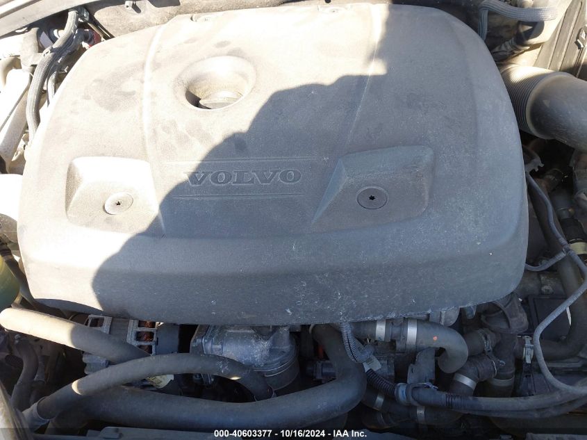 2016 Volvo Xc60 T5 Drive-E Premier VIN: YV440MDK4G2901940 Lot: 40603377