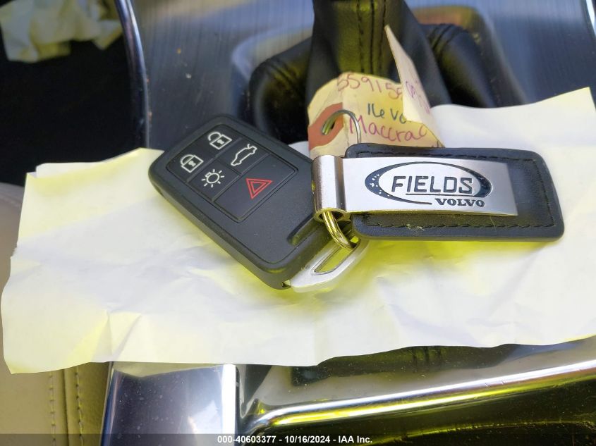 2016 Volvo Xc60 T5 Drive-E Premier VIN: YV440MDK4G2901940 Lot: 40603377