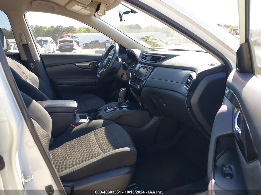 VIN 5N1AT2MV3JC838578 2018 NISSAN ROGUE SV