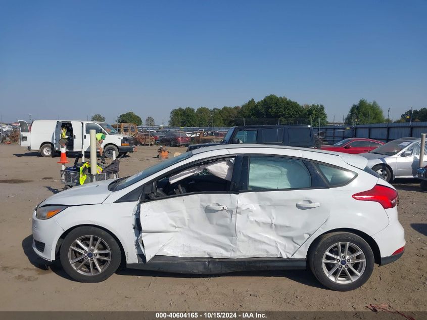 VIN 1FADP3K29HL202137 2017 FORD FOCUS SE