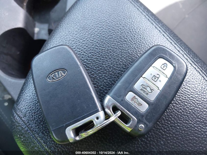 2013 Kia Optima Hybrid Lx VIN: KNAGM4AD8D5041817 Lot: 40604302