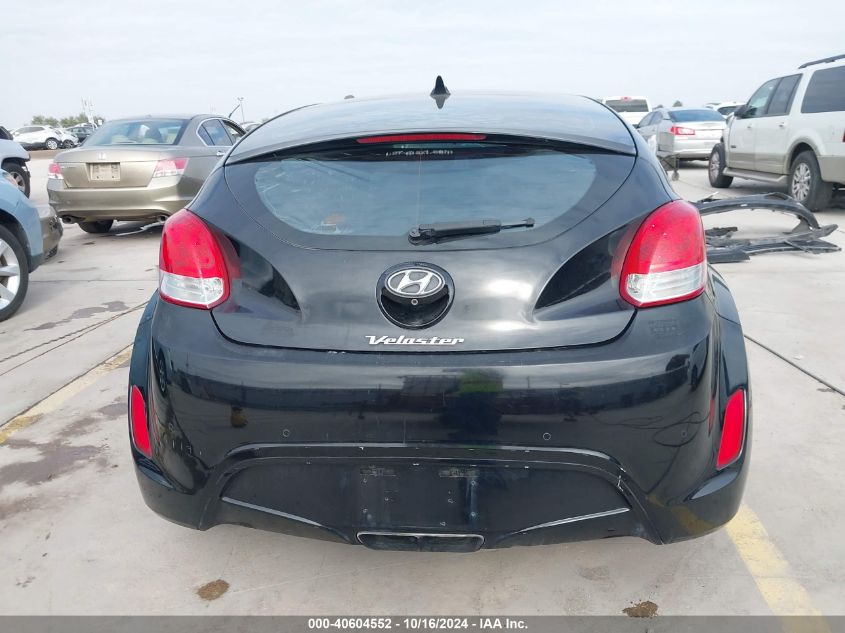 2013 Hyundai Veloster Base W/Gray VIN: KMHTC6AD2DU093834 Lot: 40604552