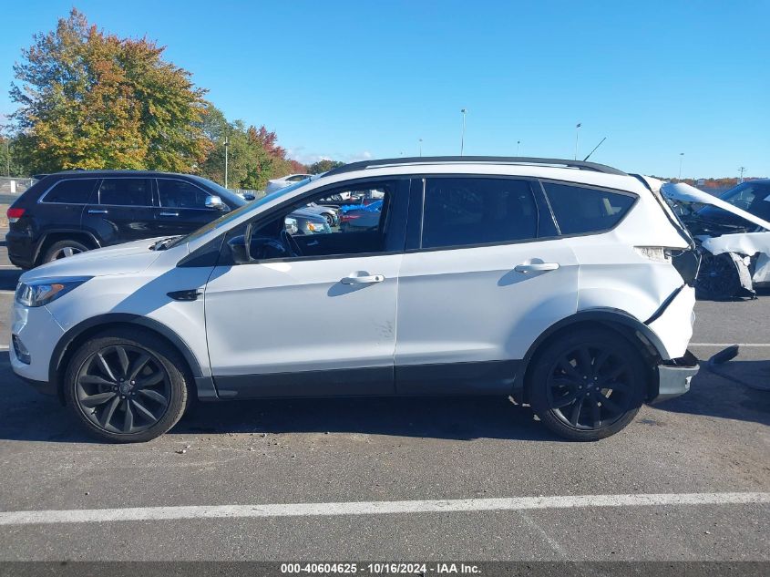 2017 FORD ESCAPE SE - 1FMCU9GD1HUB94181