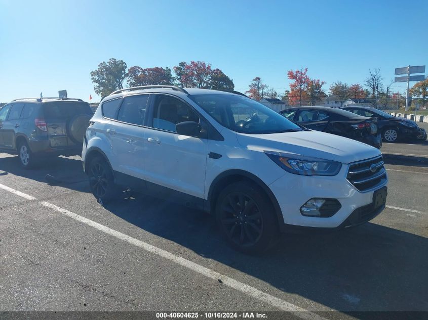 2017 FORD ESCAPE SE - 1FMCU9GD1HUB94181