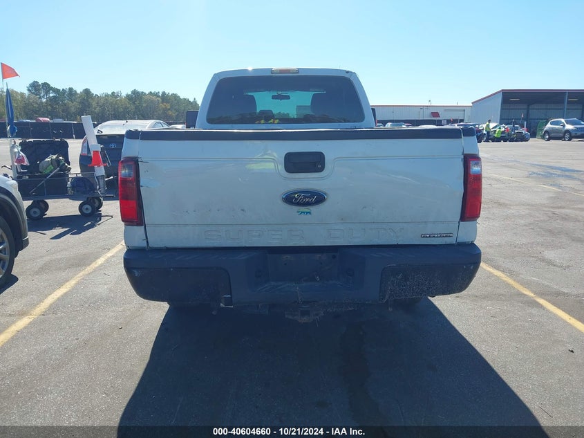 2013 Ford F250 Super Duty VIN: 1FT7X2B64DEB88215 Lot: 40604660