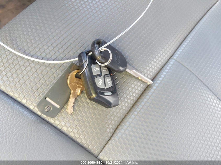 2013 Ford F250 Super Duty VIN: 1FT7X2B64DEB88215 Lot: 40604660