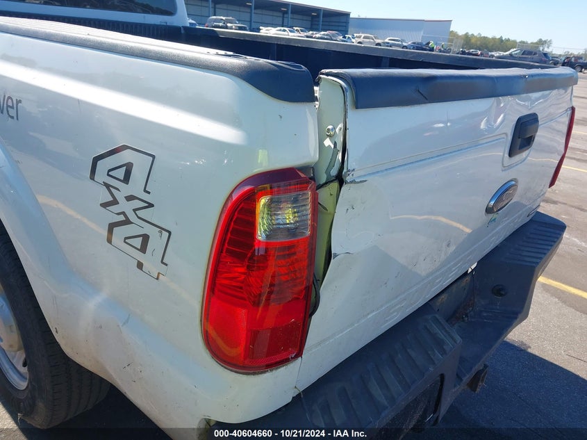 2013 Ford F250 Super Duty VIN: 1FT7X2B64DEB88215 Lot: 40604660