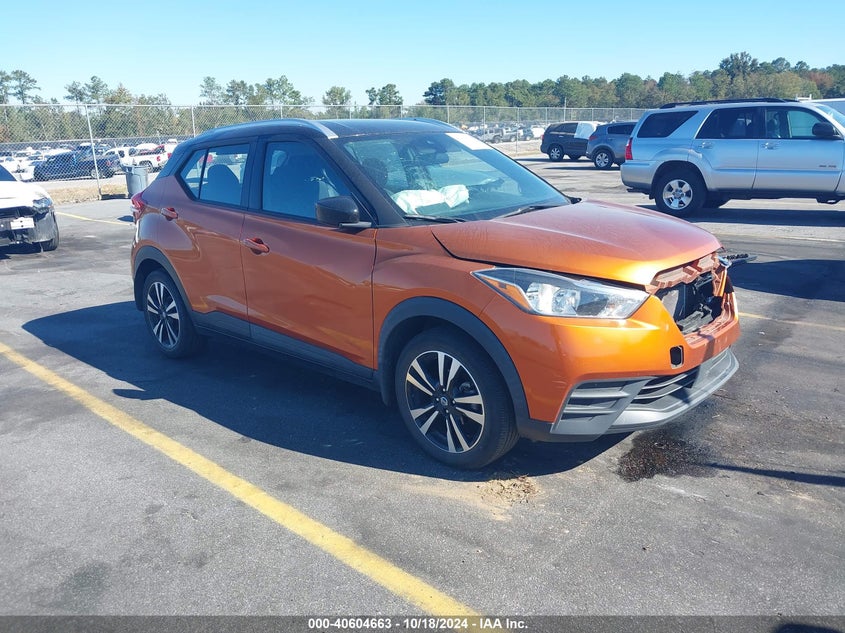 NISSAN KICKS SV XTRONIC CVT 2020