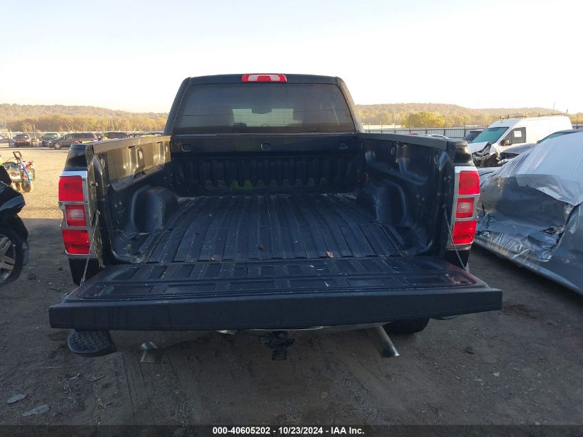 VIN 1GCVKRECXJZ366603 2018 Chevrolet Silverado 1500... no.16