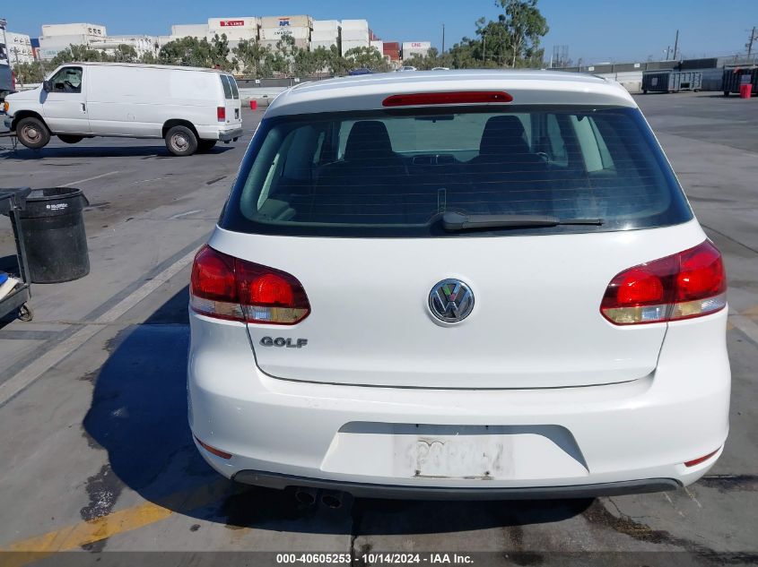 2010 Volkswagen Golf 2-Door VIN: WVWBB7AJ5AW260041 Lot: 40605253