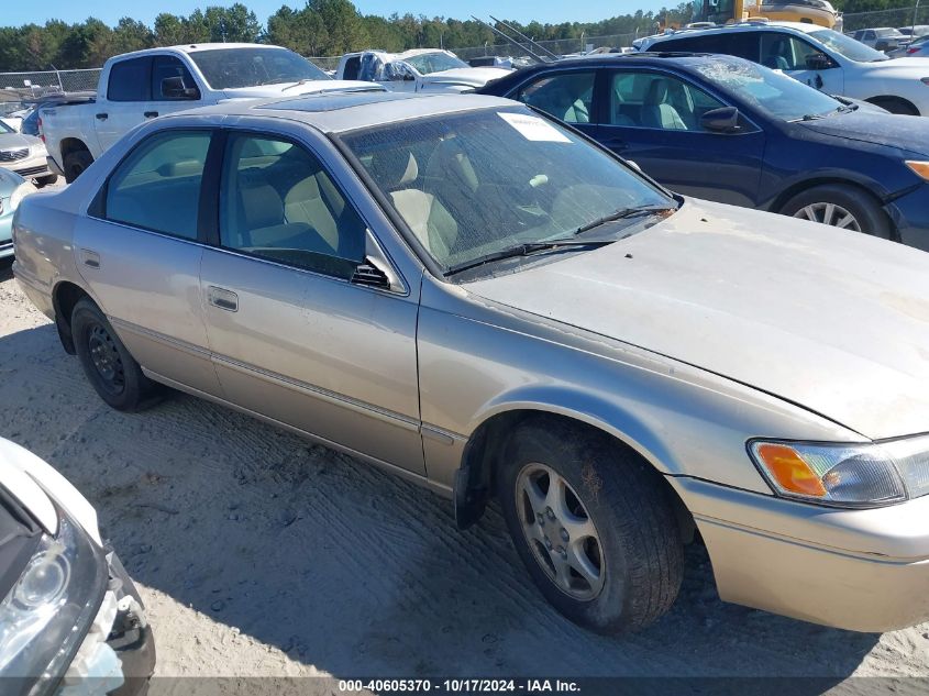 1999 Toyota Camry Le VIN: 4T1BG22KXXU895297 Lot: 40605370