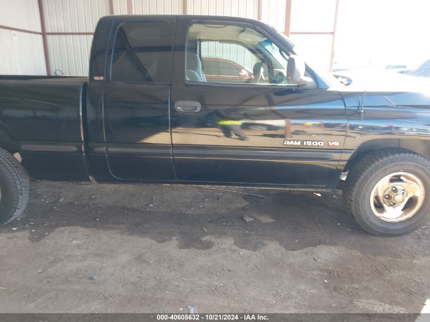 1999 Dodge Ram 1500 VIN: 1B7HC13Y7XJ519763 Lot: 40605632