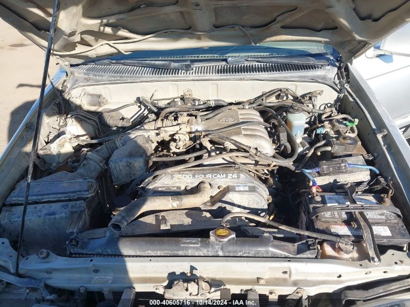 2000 Toyota 4Runner Limited V6 VIN: JT3HN87R7Y0302151 Lot: 40605716