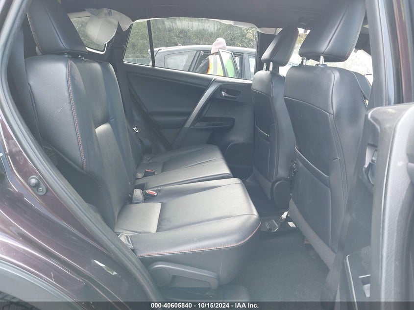 2018 TOYOTA RAV4 SE - 2T3JFREV5JW730401