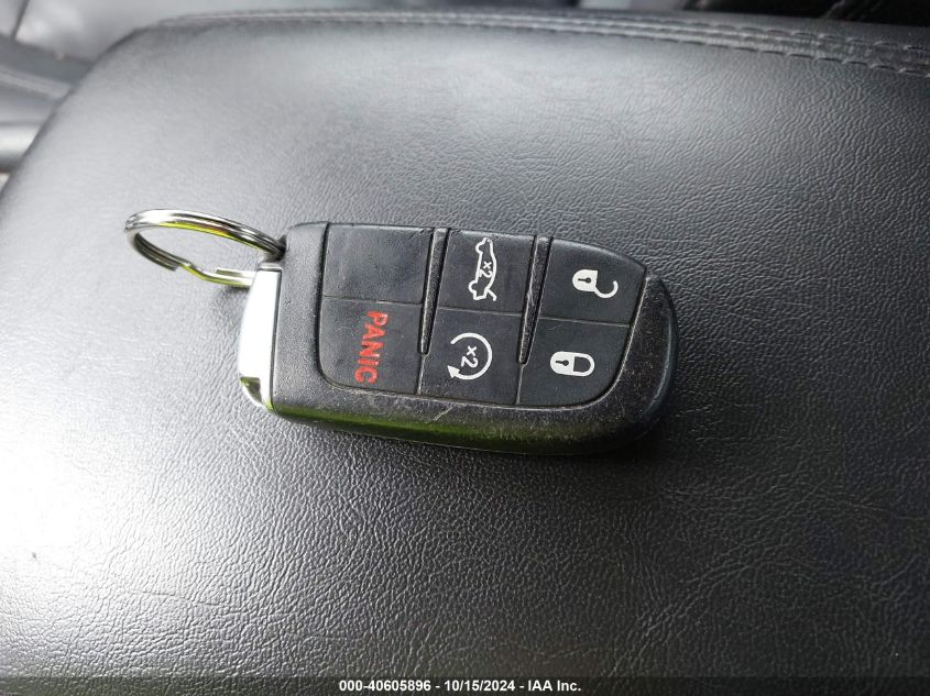 2015 Chrysler 200 C VIN: 1C3CCCCB6FN607328 Lot: 40605896