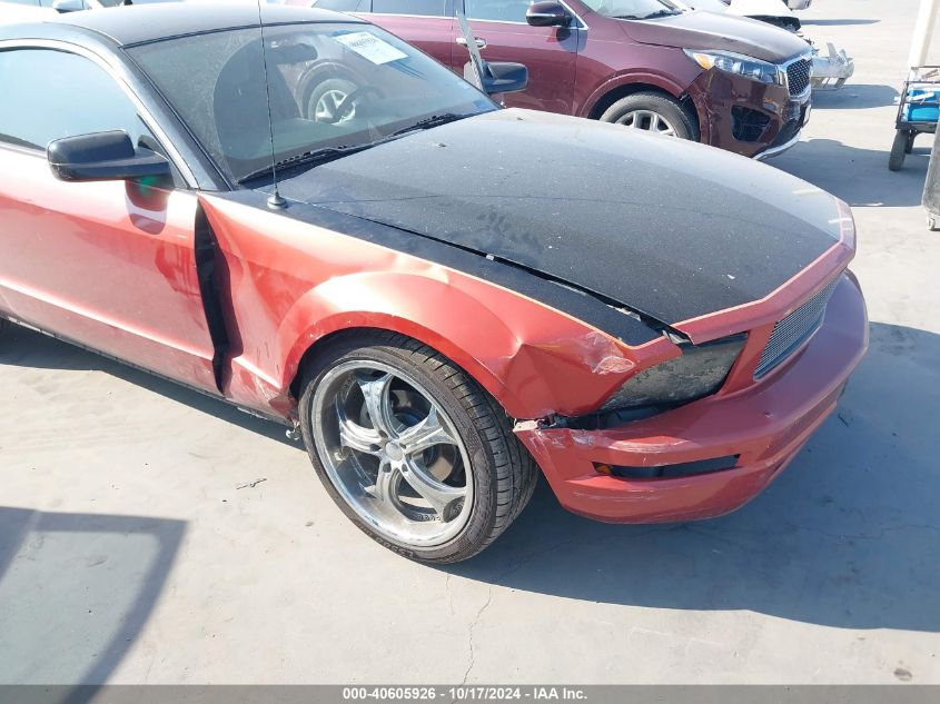 2007 Ford Mustang V6 Deluxe/V6 Premium VIN: 1ZVFT80NX75277602 Lot: 40605926