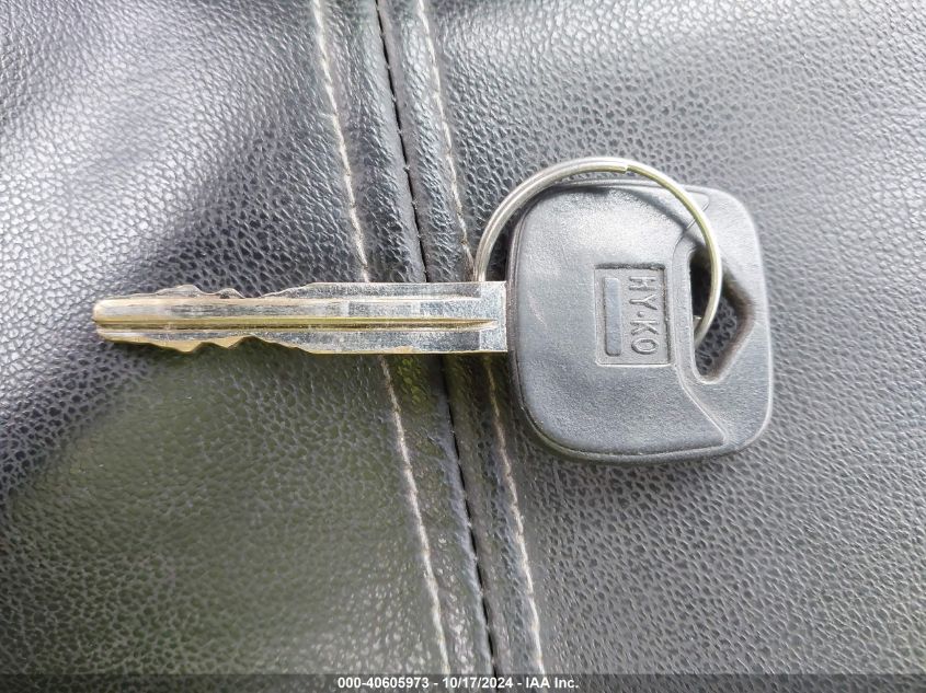 1998 Toyota Corolla Le VIN: 1NXBR18E2WZ100635 Lot: 40605973