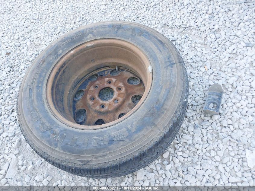 2005 Chevrolet Silverado 1500 Ls VIN: 2GCEC13T951340610 Lot: 40606273