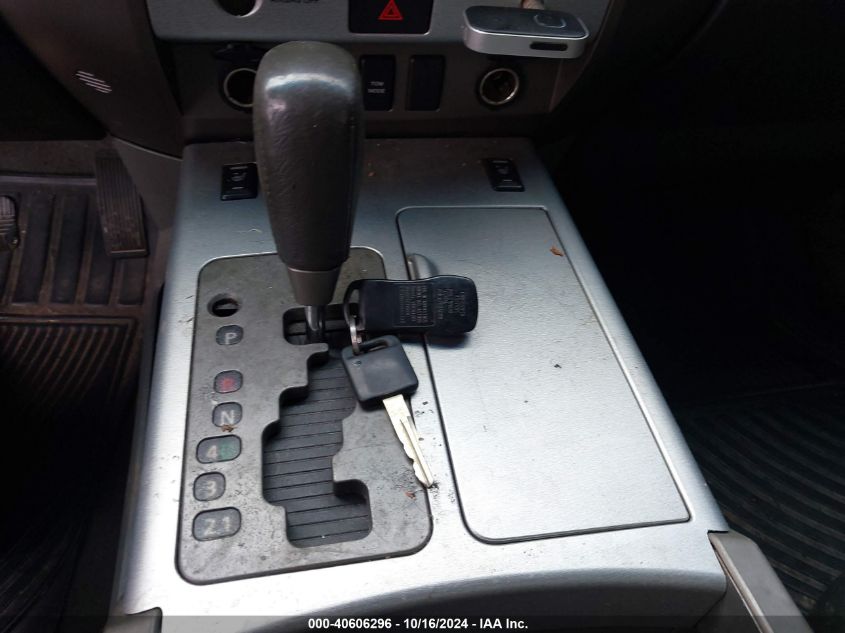 2005 Nissan Titan Le VIN: 1N6AA06B25N572298 Lot: 40606296