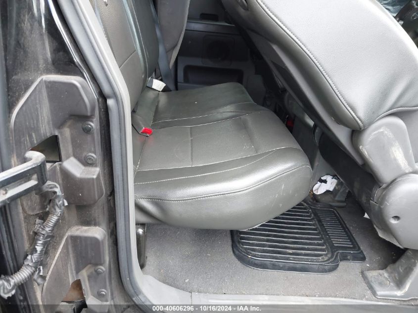 2005 Nissan Titan Le VIN: 1N6AA06B25N572298 Lot: 40606296