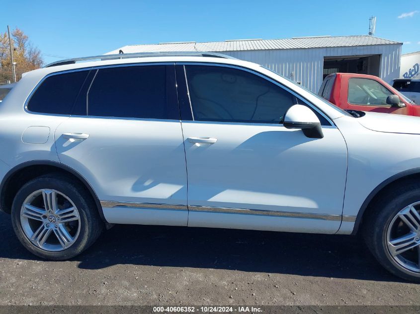 2015 Volkswagen Touareg Tdi Executive VIN: WVGEP9BP3FD005092 Lot: 40606352