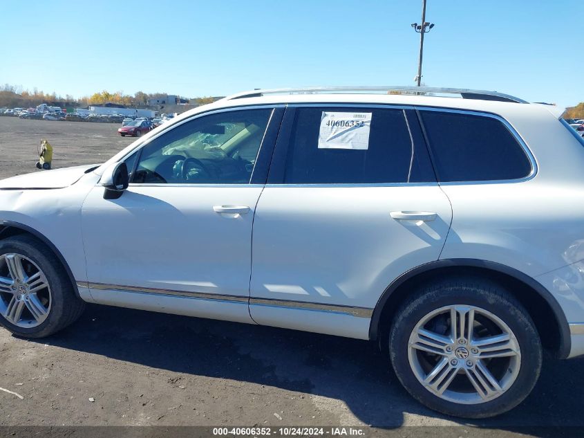 2015 Volkswagen Touareg Tdi Executive VIN: WVGEP9BP3FD005092 Lot: 40606352