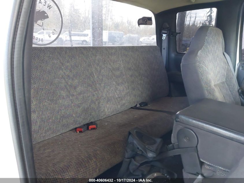 1998 Dodge Ram 2500 St VIN: 3B7KF2268WG174827 Lot: 40606432