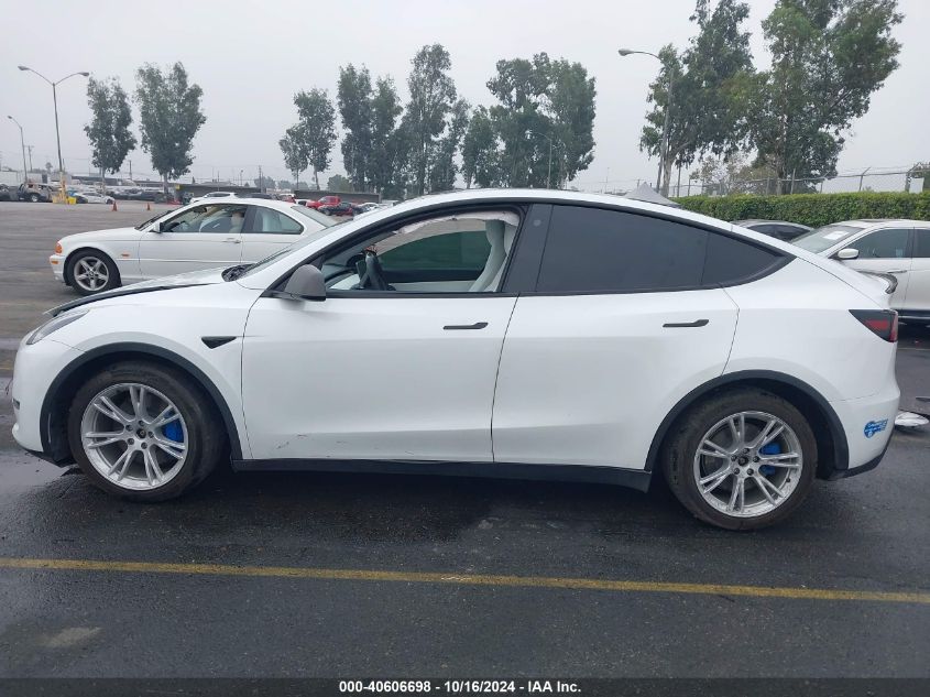 2021 Tesla Model Y Long Range Dual Motor All-Wheel Drive VIN: 5YJYGAEE3MF275670 Lot: 40606698