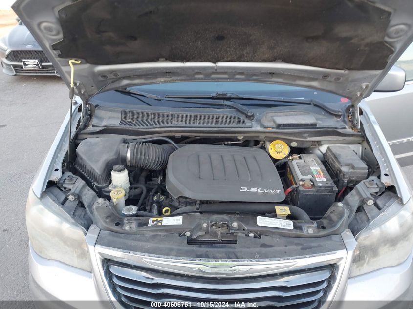 2014 Chrysler Town & Country S VIN: 2C4RC1HG0ER251975 Lot: 40606751