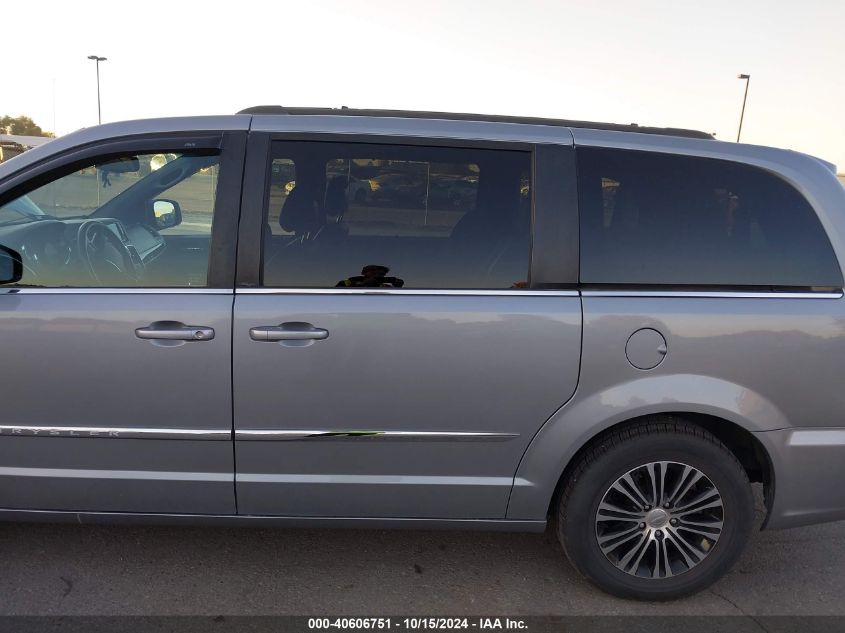 2014 Chrysler Town & Country S VIN: 2C4RC1HG0ER251975 Lot: 40606751