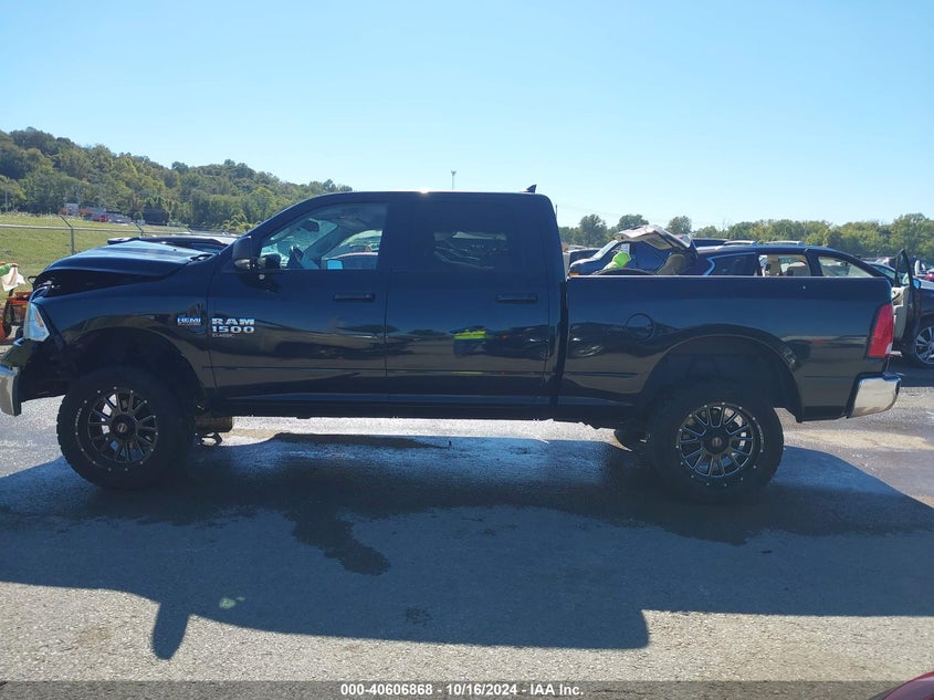 2019 RAM 1500 CLASSIC SLT 4X4 6'4 BOX VIN: 1C6RR7TT7KS556350