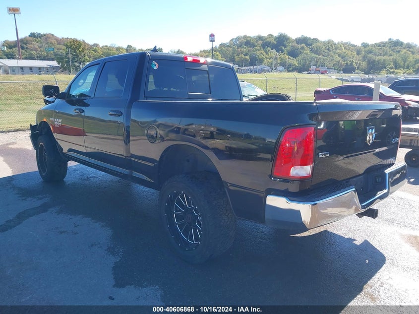 2019 RAM 1500 CLASSIC SLT 4X4 6'4 BOX VIN: 1C6RR7TT7KS556350