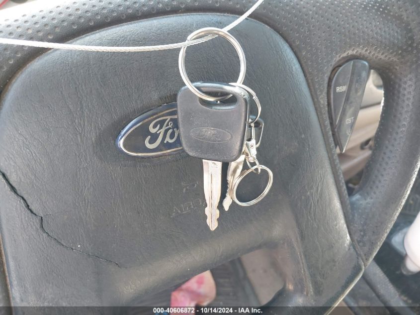 2003 Ford Escape Xls VIN: 1FMYU02143KE05778 Lot: 40606872