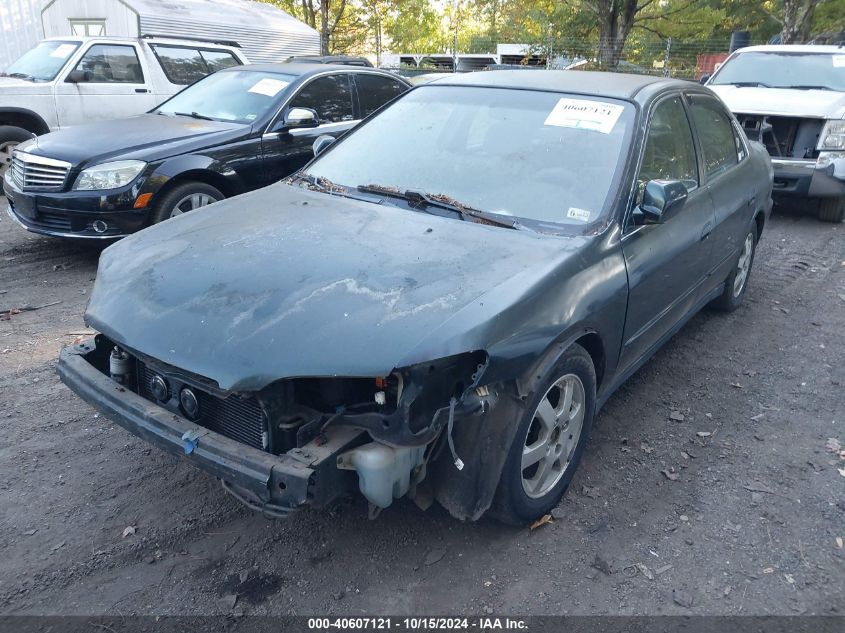 2000 Honda Accord 2.3 Se VIN: 1HGCG6695YA139923 Lot: 40607121