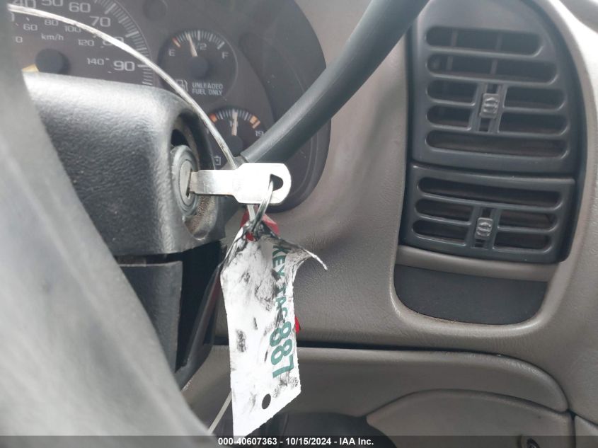 2001 Chevrolet Astro VIN: 1GCDM19W51B118389 Lot: 40607363