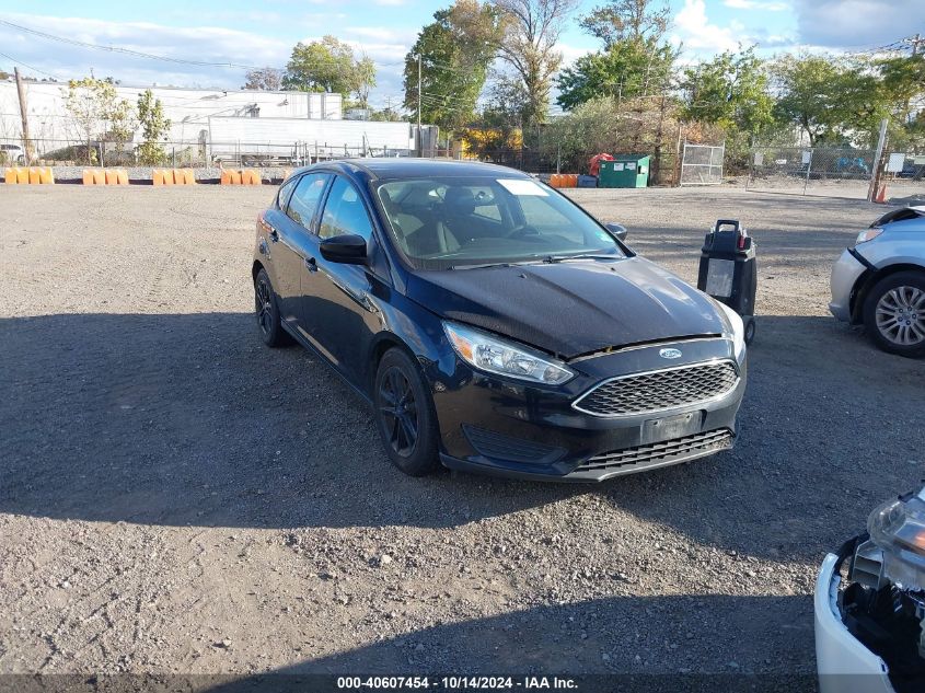 VIN 1FADP3K29JL316077 2018 FORD FOCUS SE