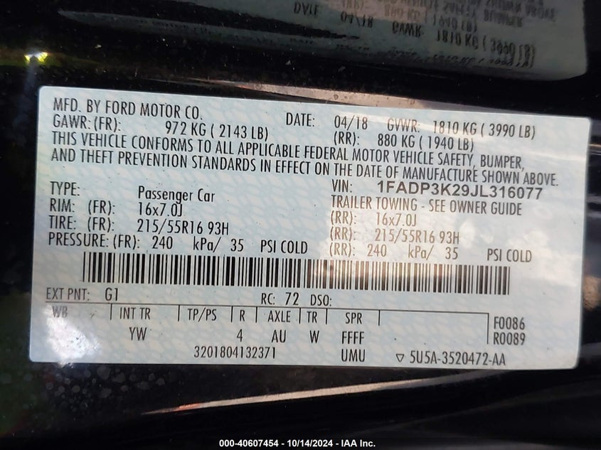 VIN 1FADP3K29JL316077 2018 FORD FOCUS SE