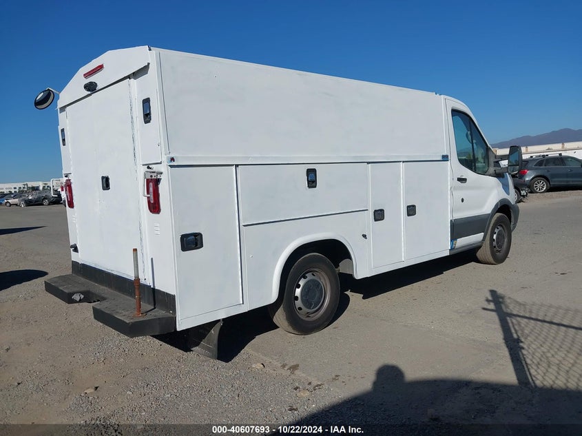 VIN 1FDBW5ZM0JKA36492 2018 FORD TRANSIT-350 CAB