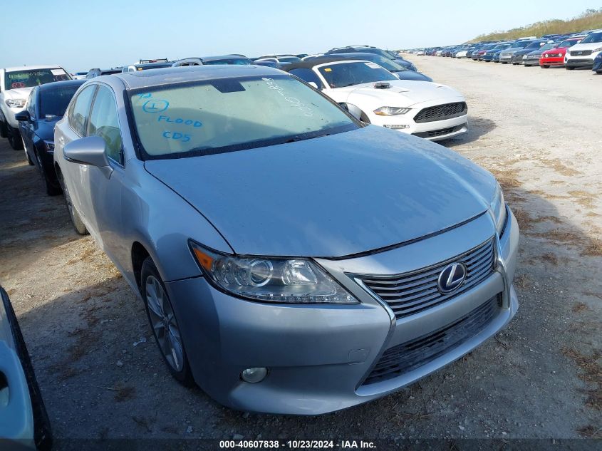 VIN JTHBW1GG1D2007998 2013 Lexus ES, 300H no.1