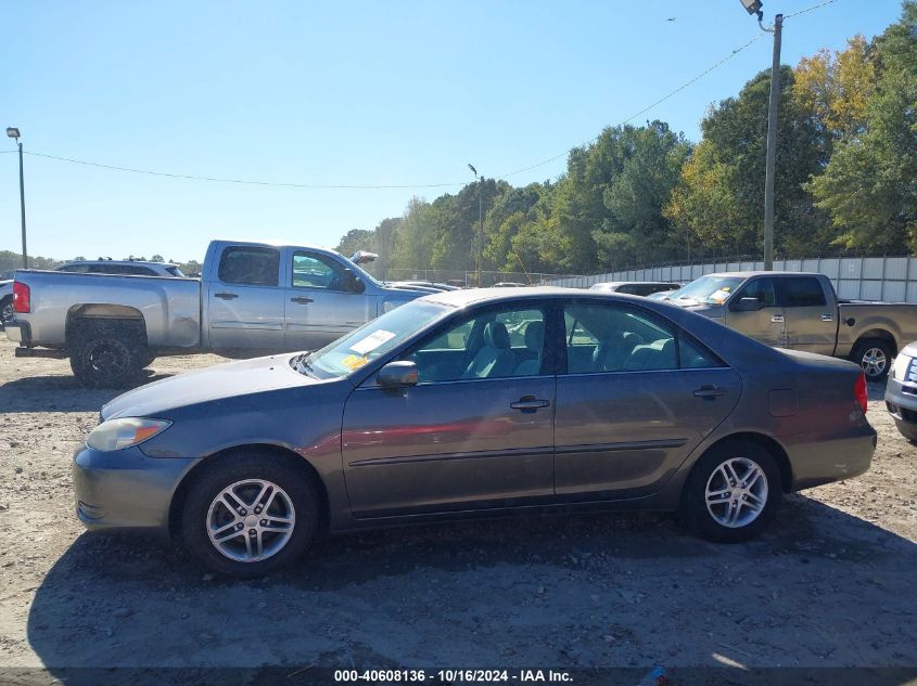 2004 Toyota Camry Le VIN: 4T1BE32KX4U932842 Lot: 40608136